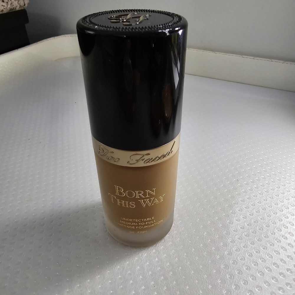 TOO FACED Born This Way Foundation